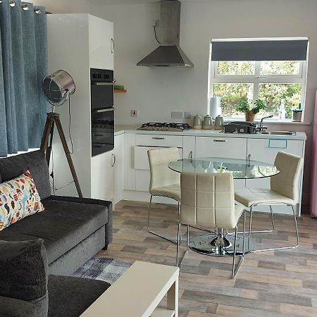 Bunlin Heights Self Catering Studio Milford Extérieur photo