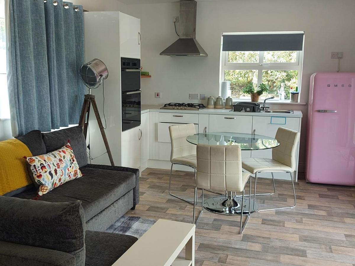 Bunlin Heights Self Catering Studio Milford Extérieur photo