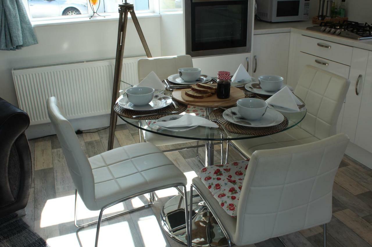Bunlin Heights Self Catering Studio Milford Extérieur photo